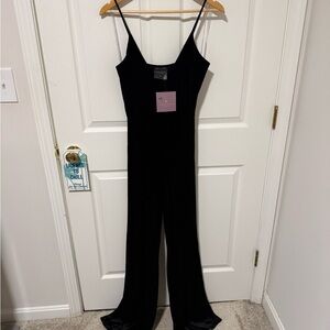 ✨ NWT Elegant Black Jumpsuit